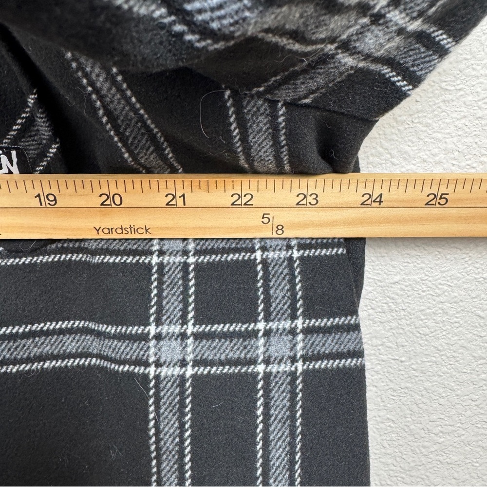 Broken Promises Warrior Black & Grey Plaid Flannel Jacket Size XL Unisex - Picture 12 of 14